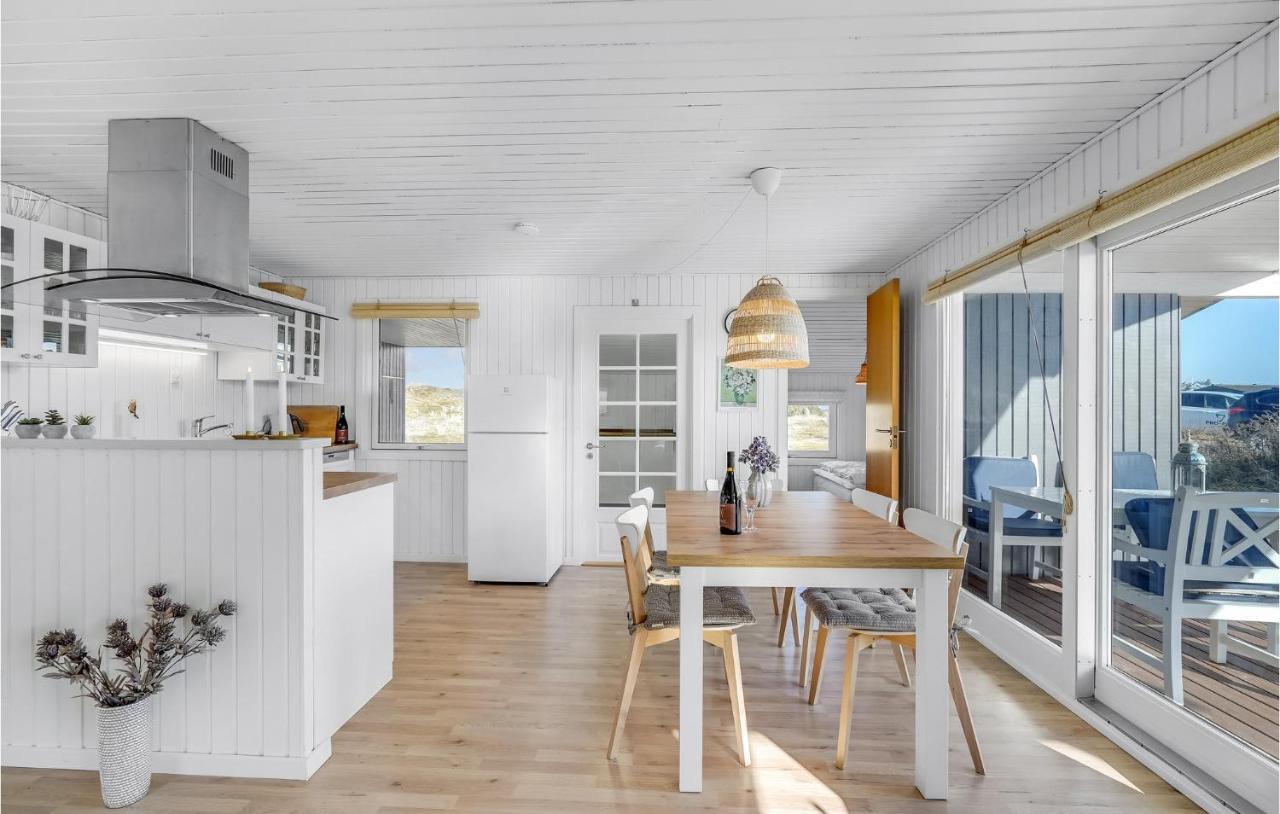 Stunning Home In Fano With House A Panoramic View エクステリア 写真
